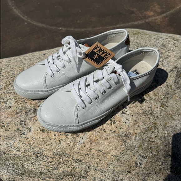 Frye women’s leather shoe size 7.5 - Picture 4 of 6